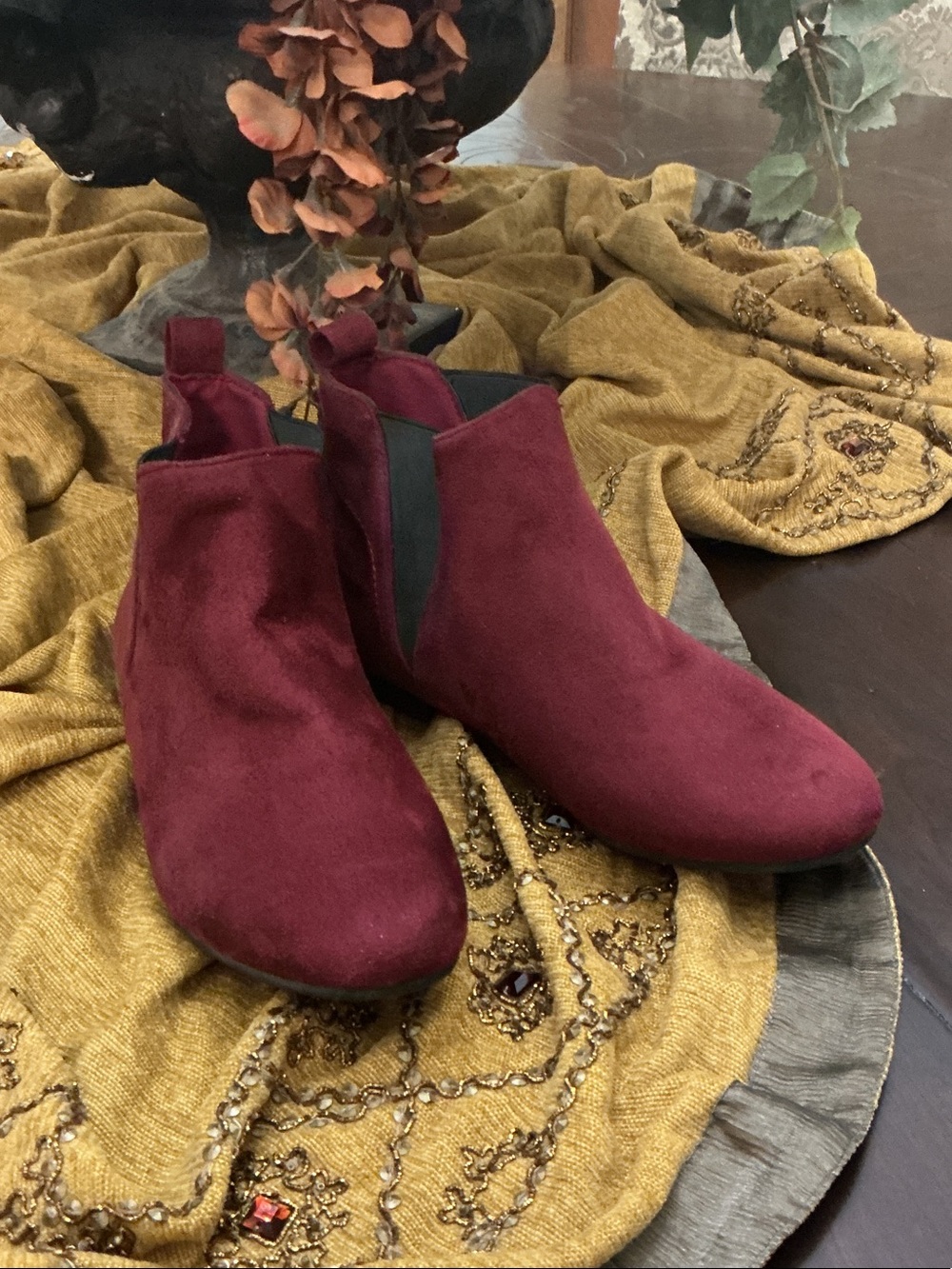 Women's Burgundy Suede Chelsea Booties